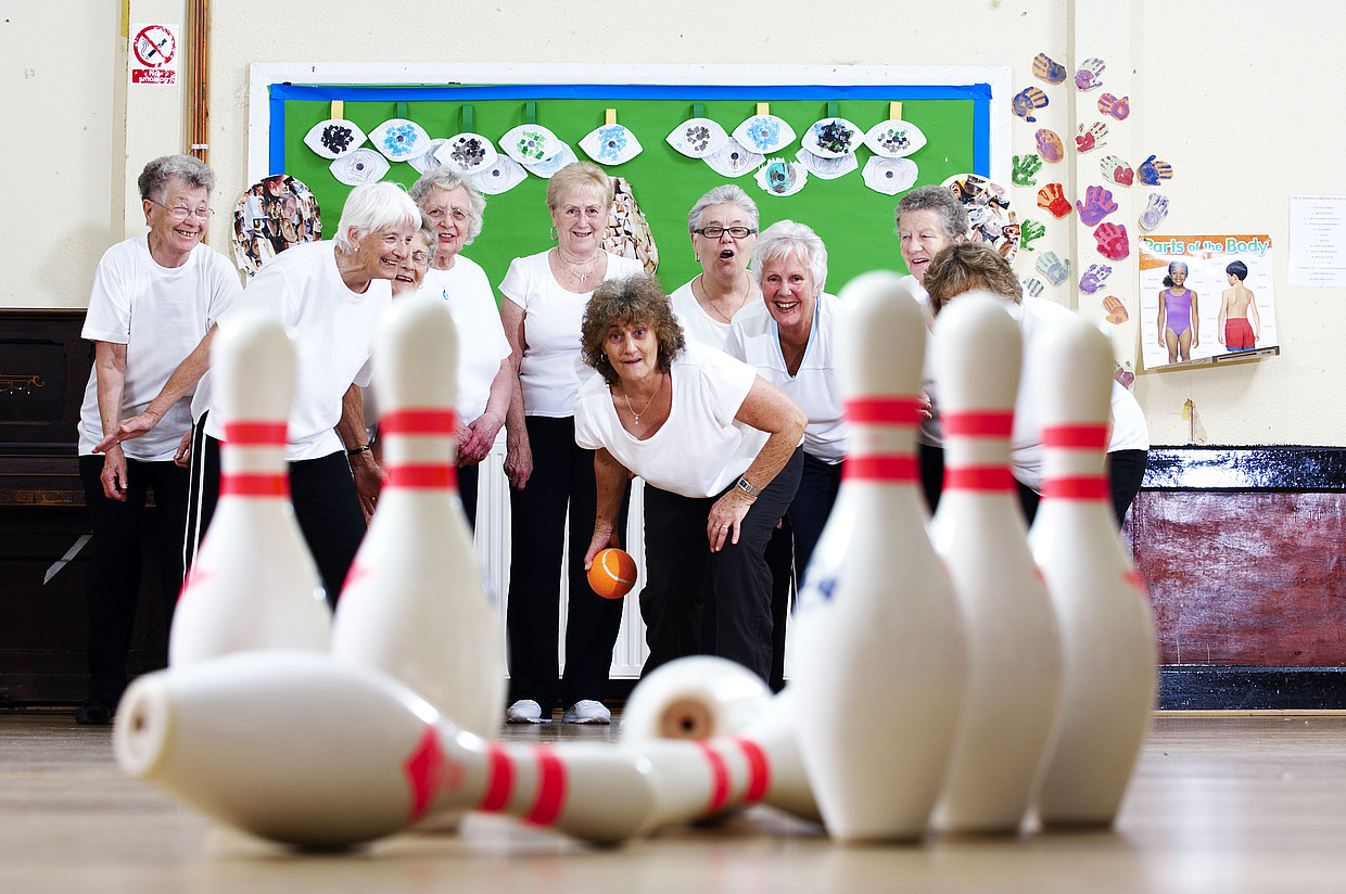 older people exercise